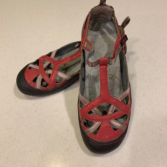 JBU Jambu Red & Gold Current T-strap Sandals 7.5 - Picture 5 of 12